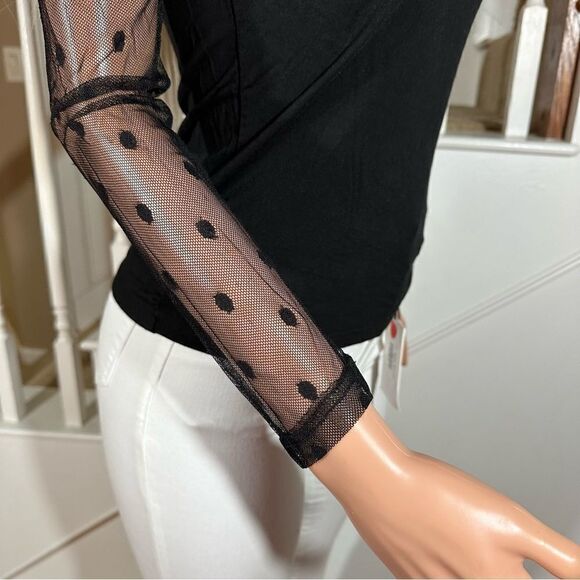 Fitted black lace polka dot sleeve top - Picture 5 of 8